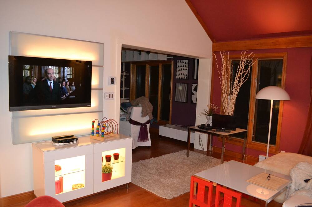 Photo of Livingroom in Saint-Sauveur