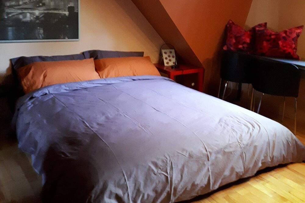 Photo of Bedroom in Saint-Sauveur