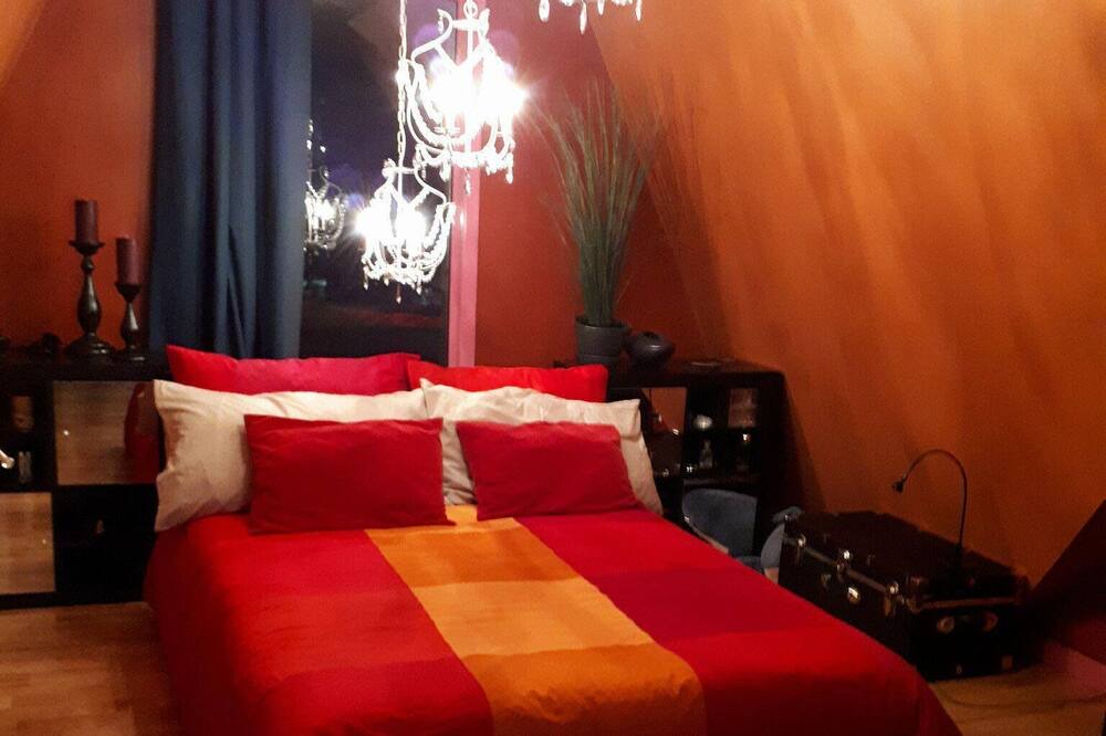 Photo of Bedroom in Saint-Sauveur