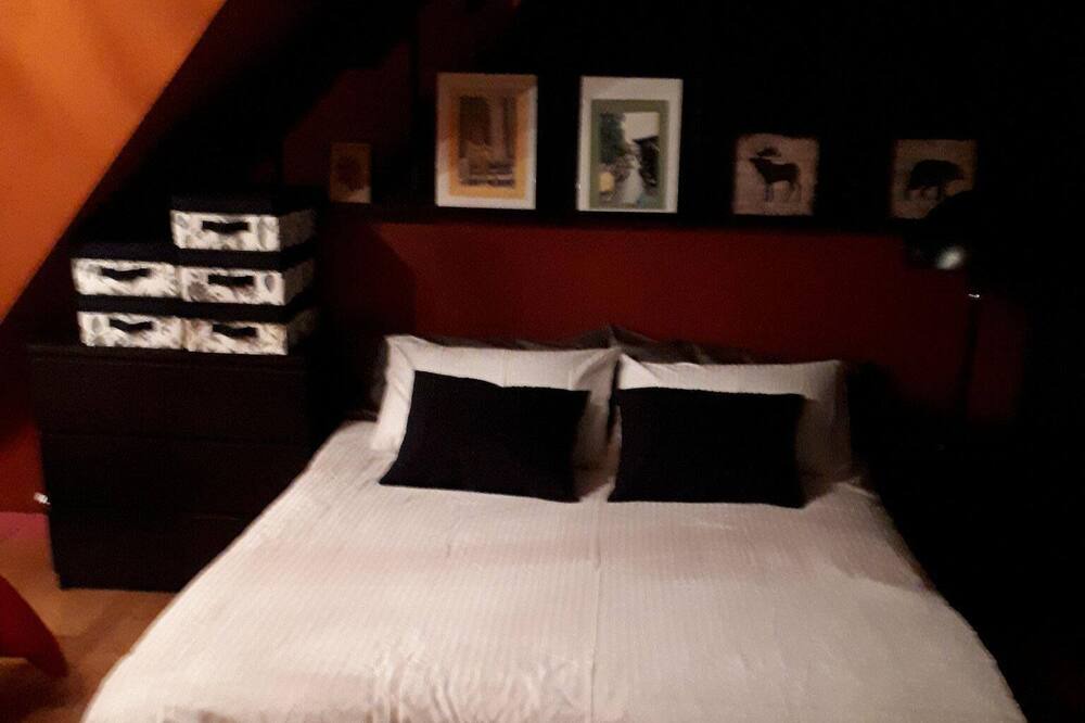 Photo of Bedroom in Saint-Sauveur
