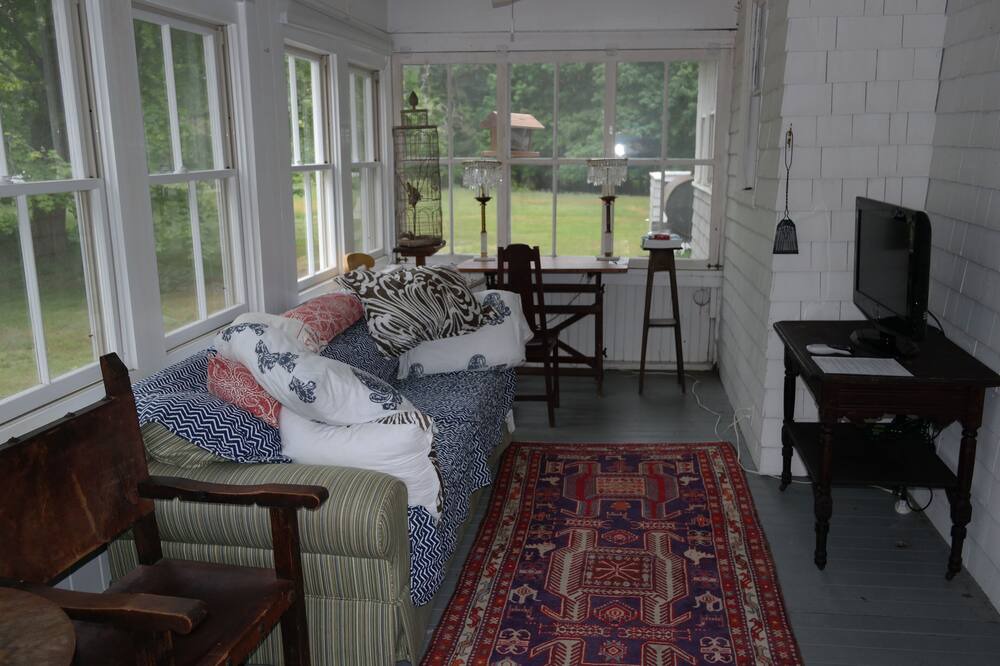 Photo of Livingroom in Portland