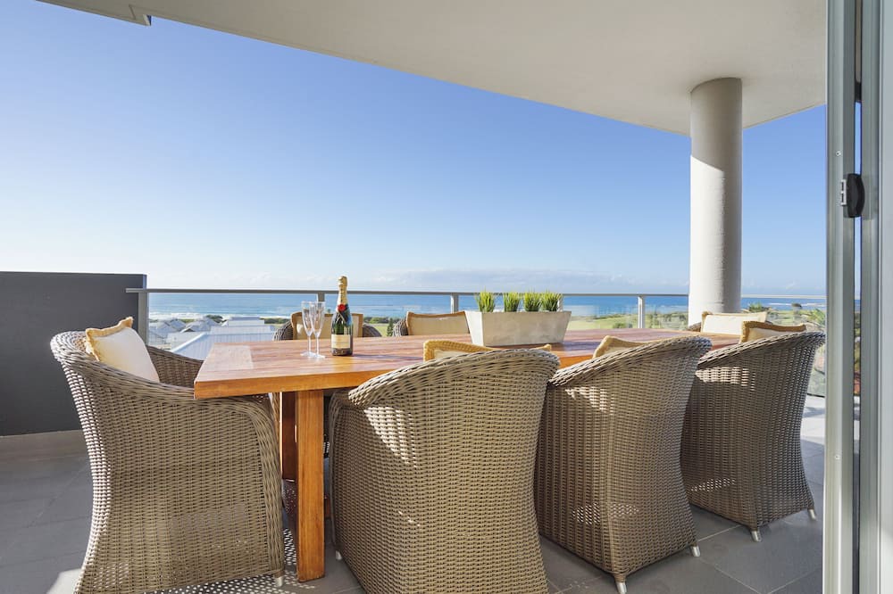 Photo of Patio Balcony in Caves Beach