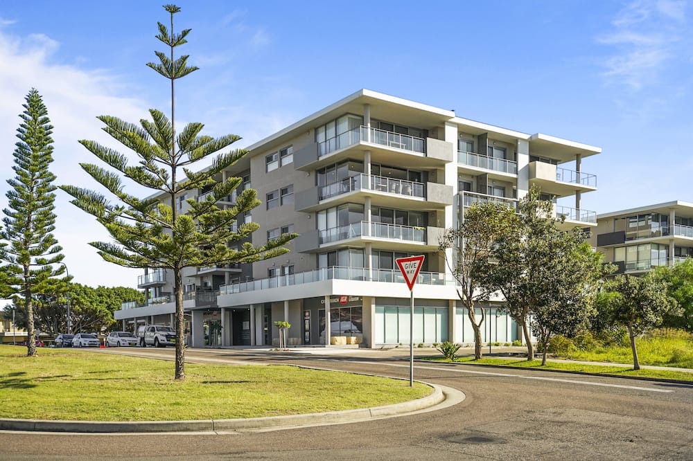 Photo of Outdoor in Caves Beach