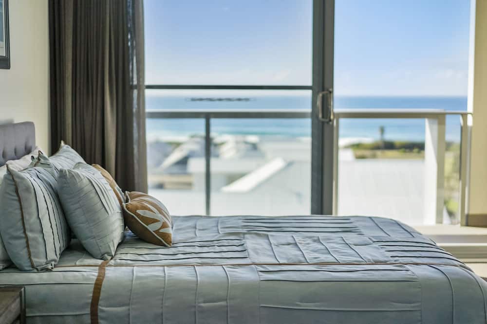 Photo of Bedroom in Caves Beach