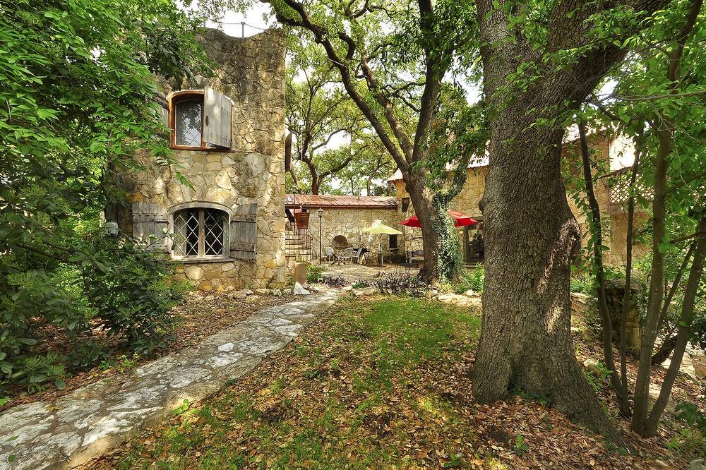 Photo of Outdoor in Tarrytown