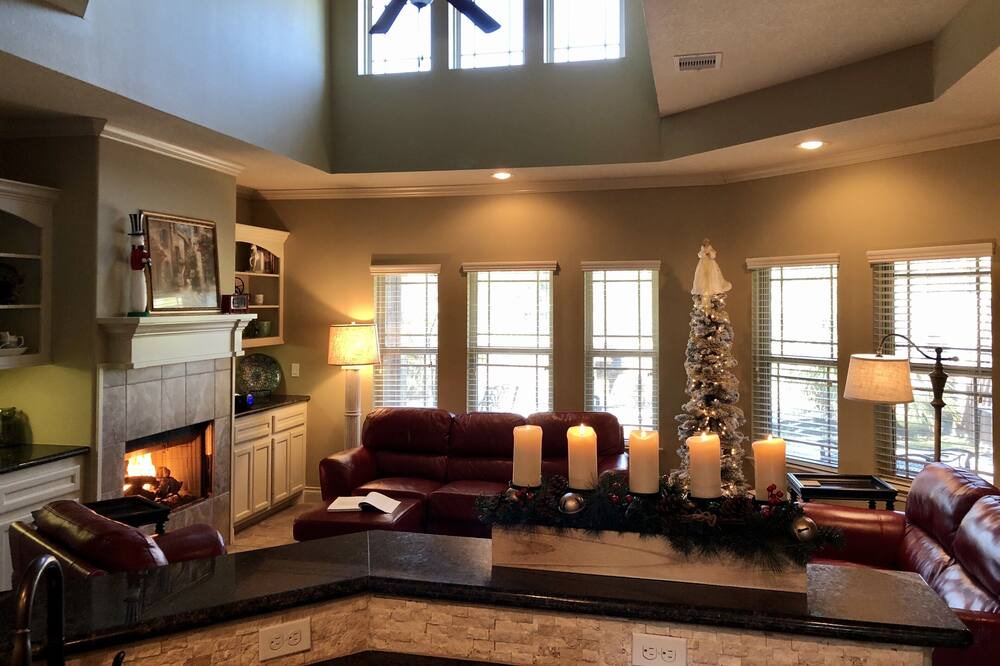 Photo of Bedroom in Montgomery