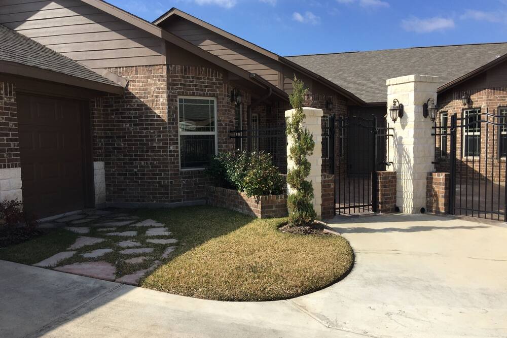 Photo of Outdoor in Montgomery