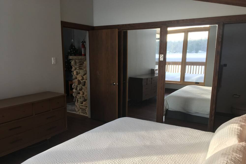 Photo of Bedroom in Tiny
