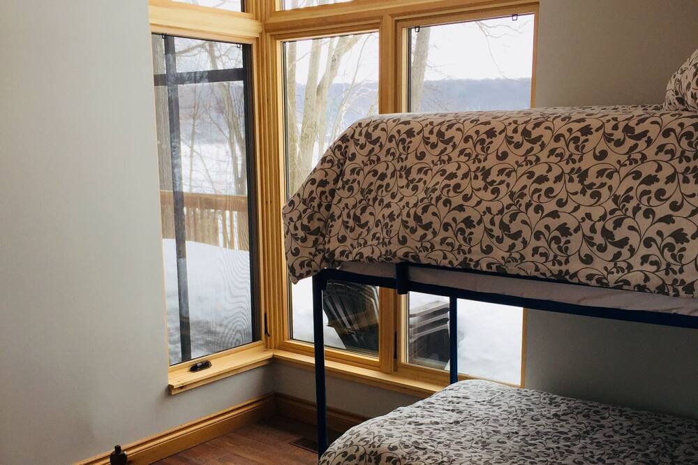 Photo of Bedroom in Tiny