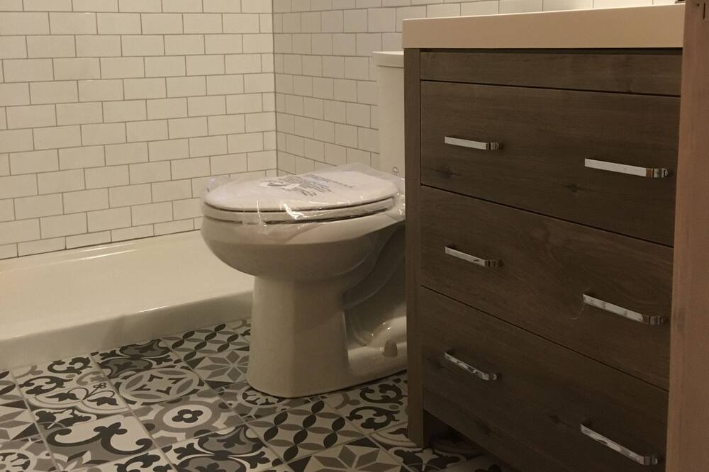 Photo of Bathroom in Tiny