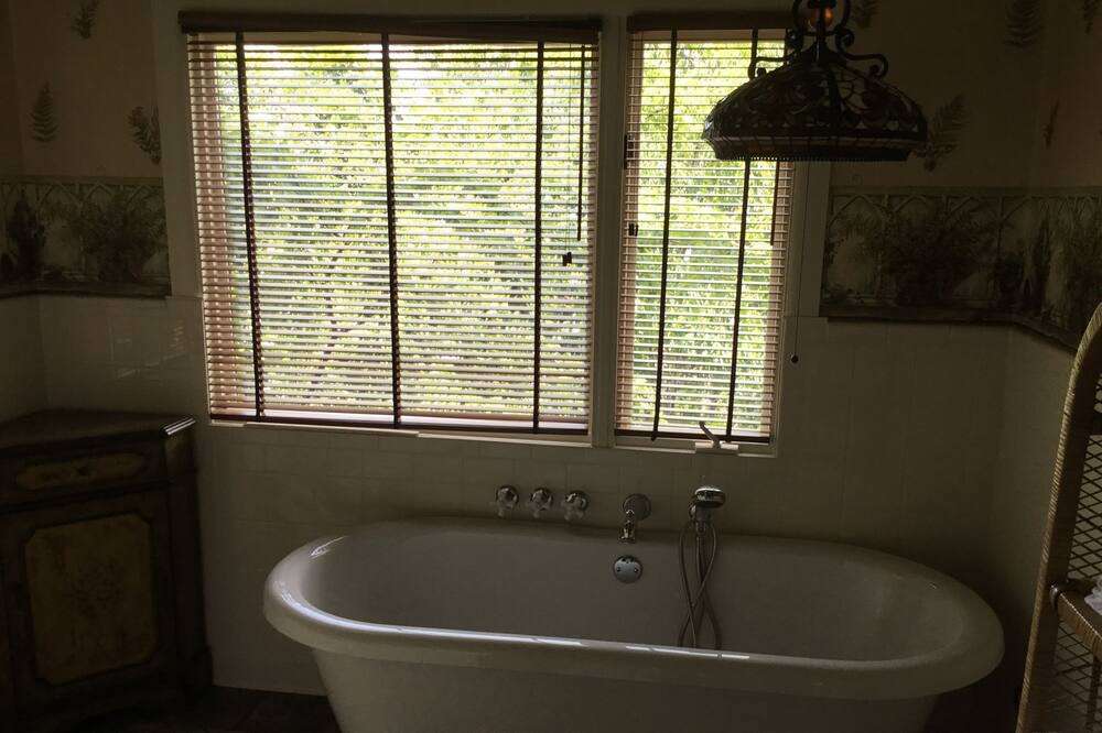 Photo of Bathroom in Morrilton