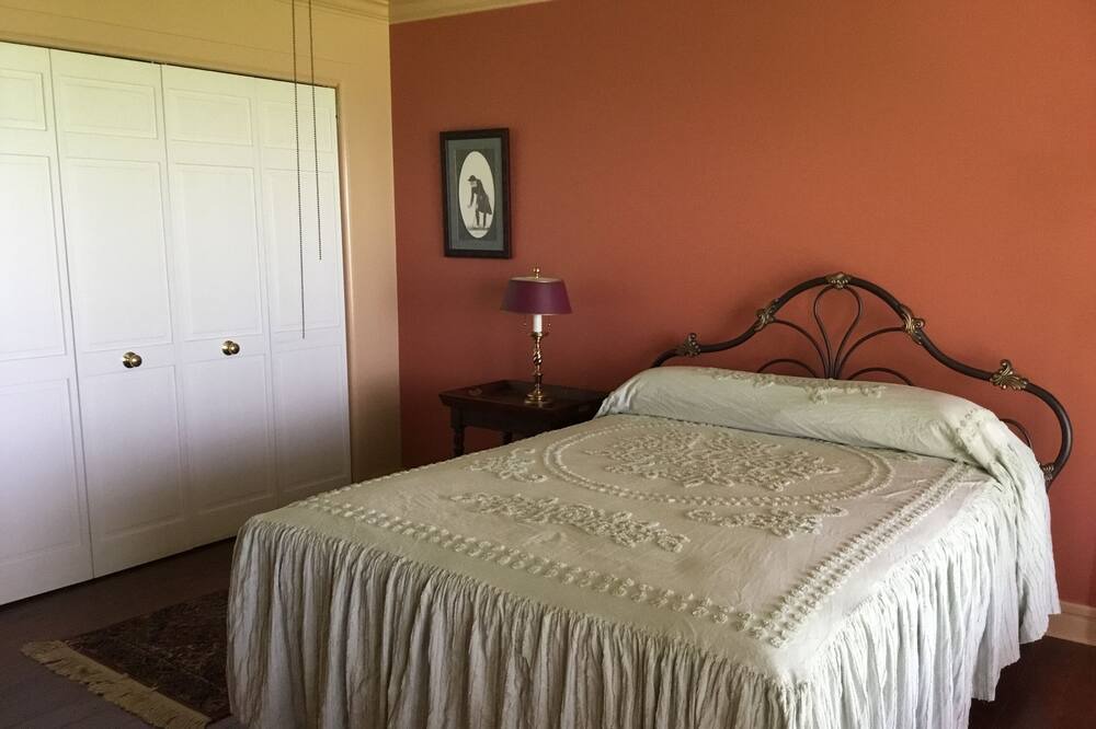 Photo of Bedroom in Morrilton