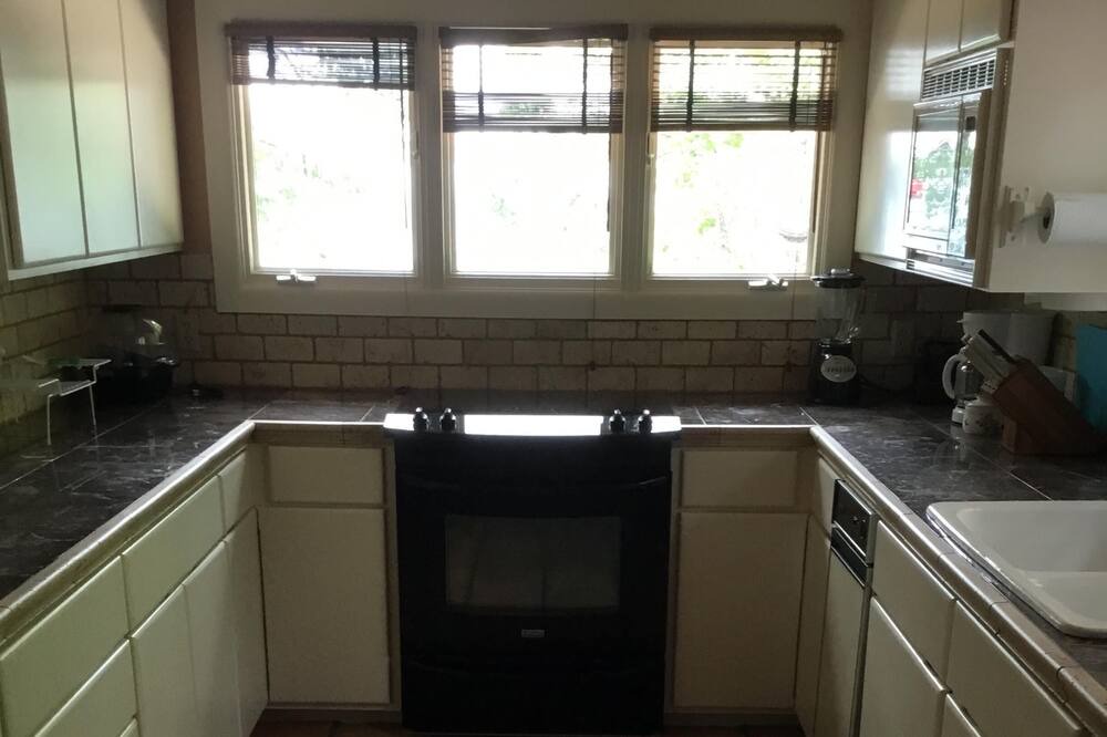 Photo of Kitchen in Morrilton