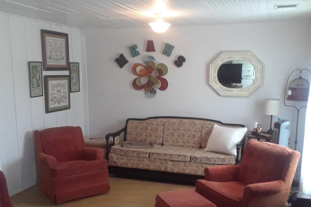 Photo of Livingroom in Long Mott
