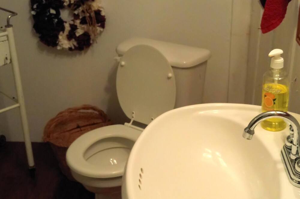 Photo of Bathroom in Long Mott