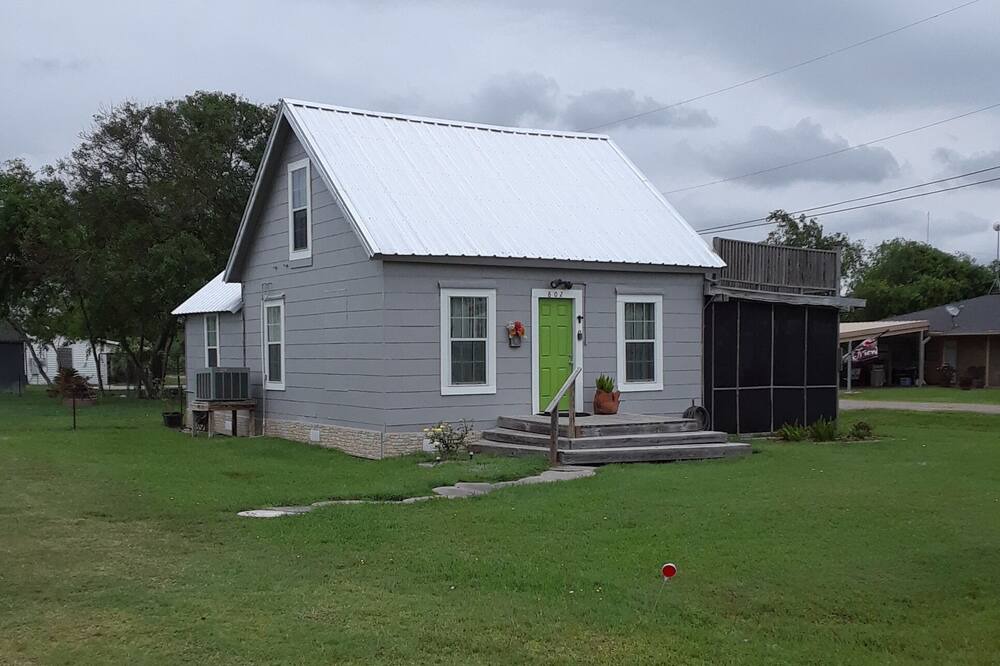 Photo of Outdoor in Long Mott
