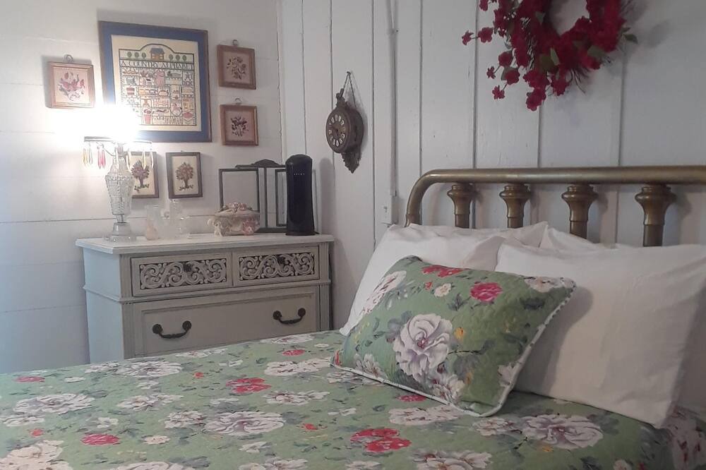 Photo of Bedroom in Long Mott