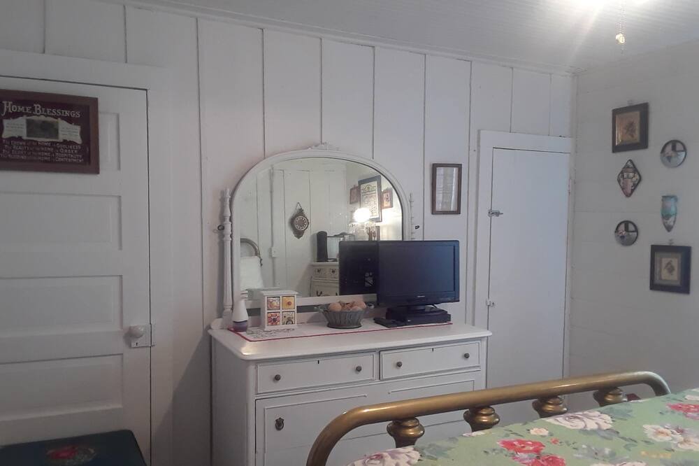 Photo of Bedroom in Long Mott