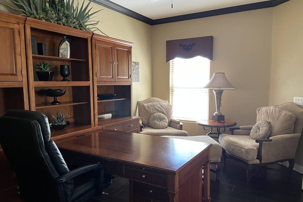 Photo of Livingroom in North Scottsdale