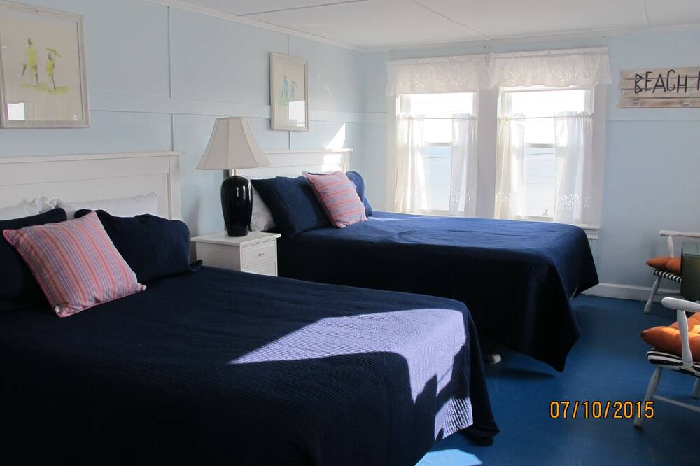 Photo of Bedroom in Silver Beach