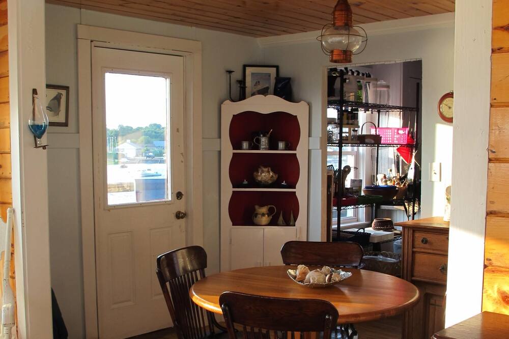 Photo of Kitchen in Silver Beach