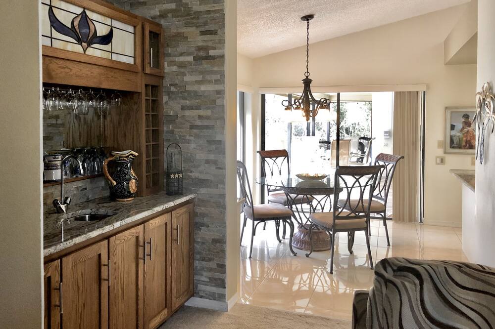 Photo of Kitchen in Landmark Estates
