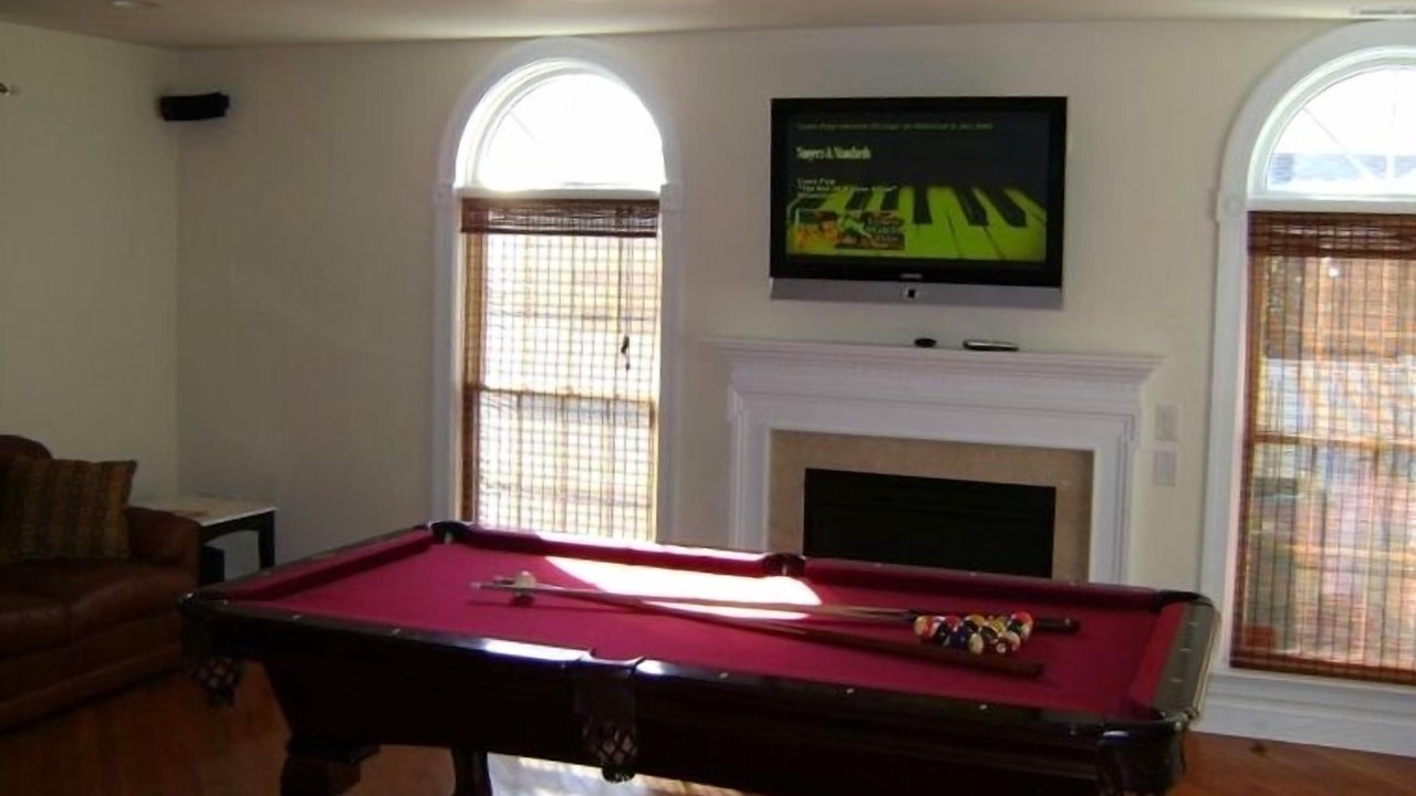 Photo of Bedroom in Admiral Estates