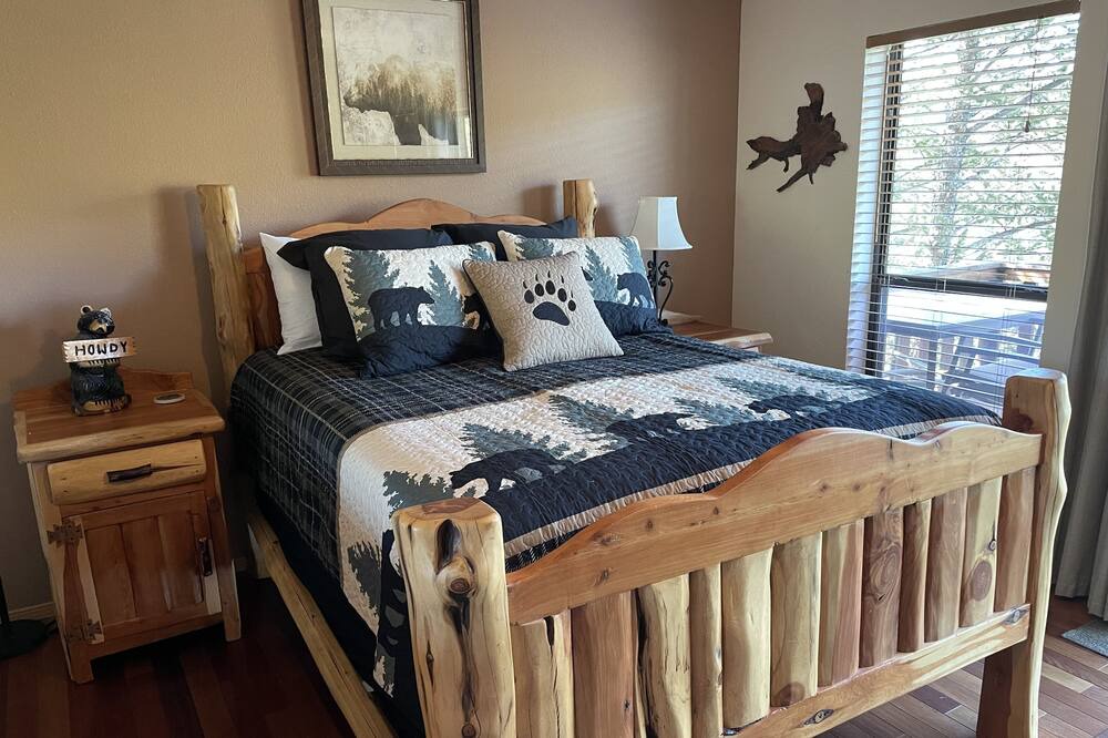 Photo of Bedroom in Ruidoso