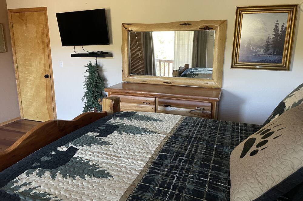 Photo of Bedroom in Ruidoso