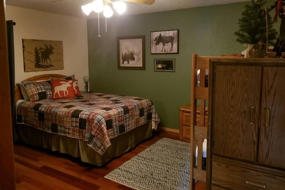 Photo of Bedroom in Ruidoso