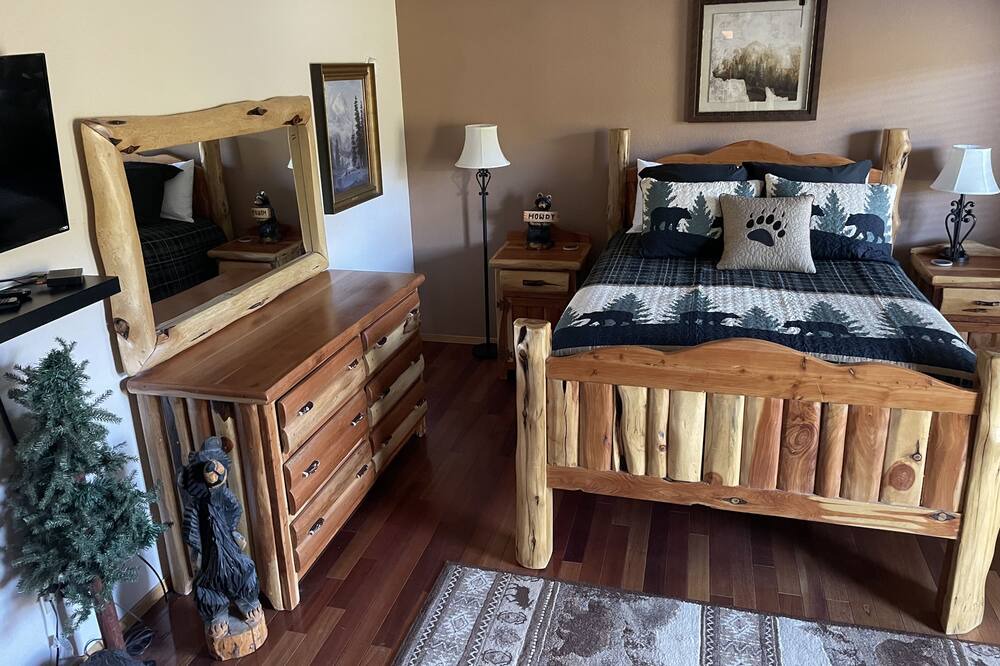 Photo of Bedroom in Ruidoso