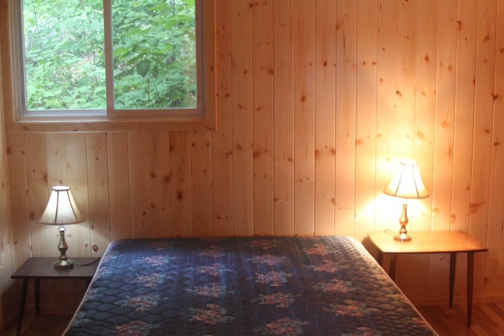Photo of Bedroom in Minden Hills