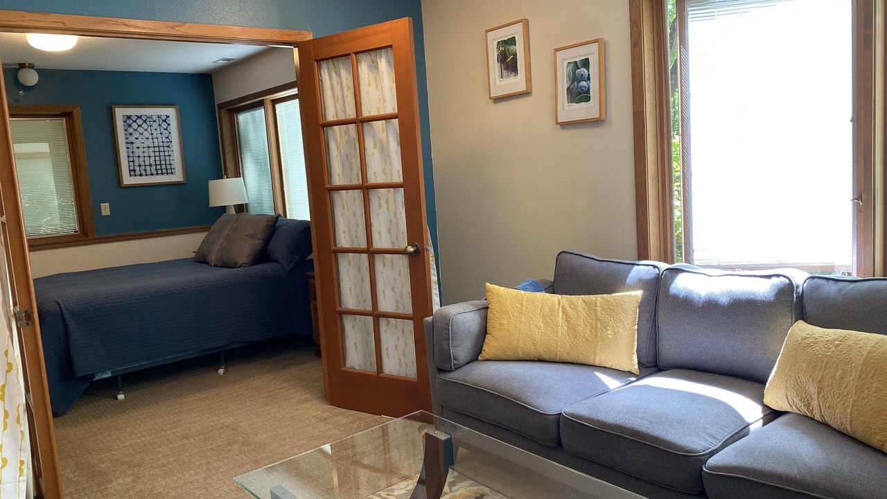 Photo of Livingroom in McMinnville