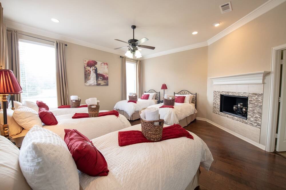 Photo of Bedroom in Lake Dallas
