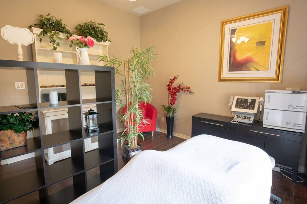 Photo of Bedroom in Lake Dallas