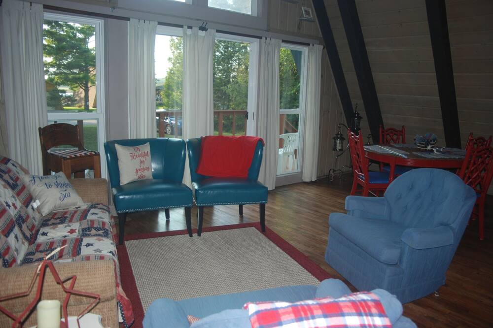 Photo of Livingroom in Indian River