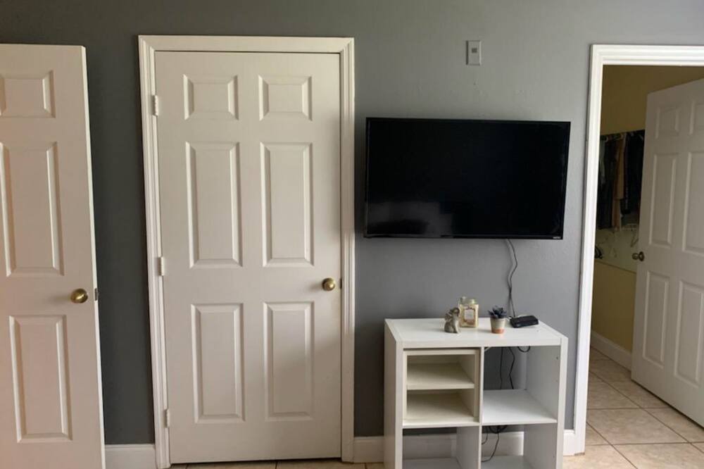 Photo of Bedroom in Oviedo