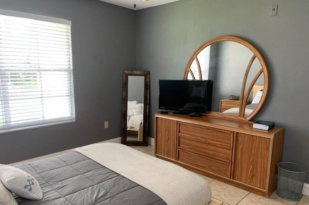 Photo of Bedroom in Oviedo