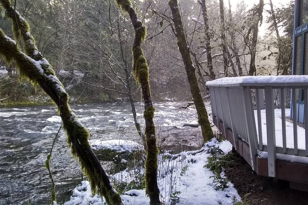Photo of Others in McKenzie Bridge