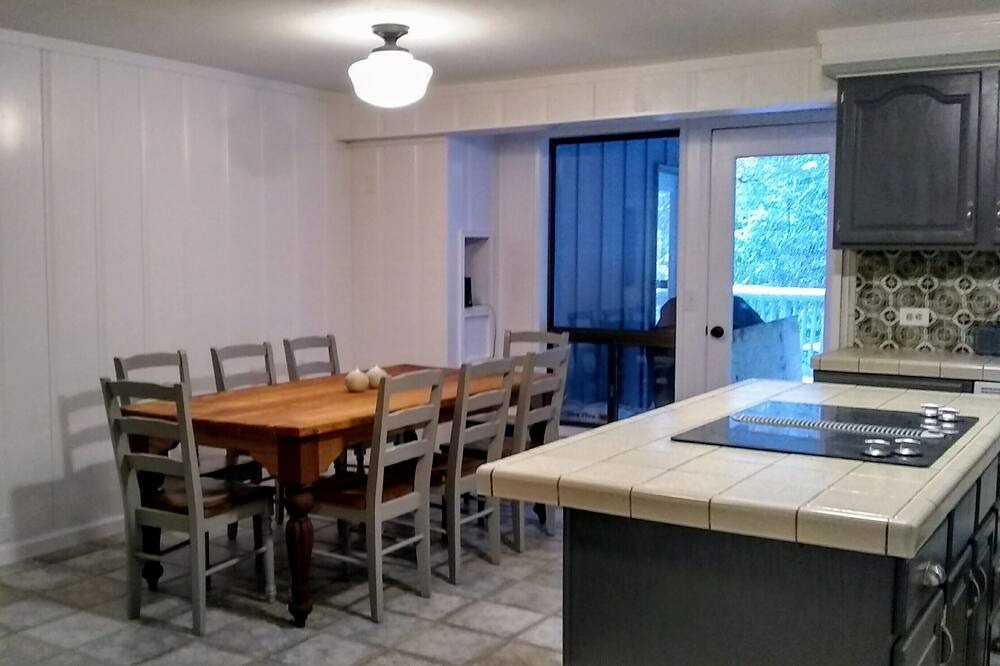 Photo of Others in McKenzie Bridge