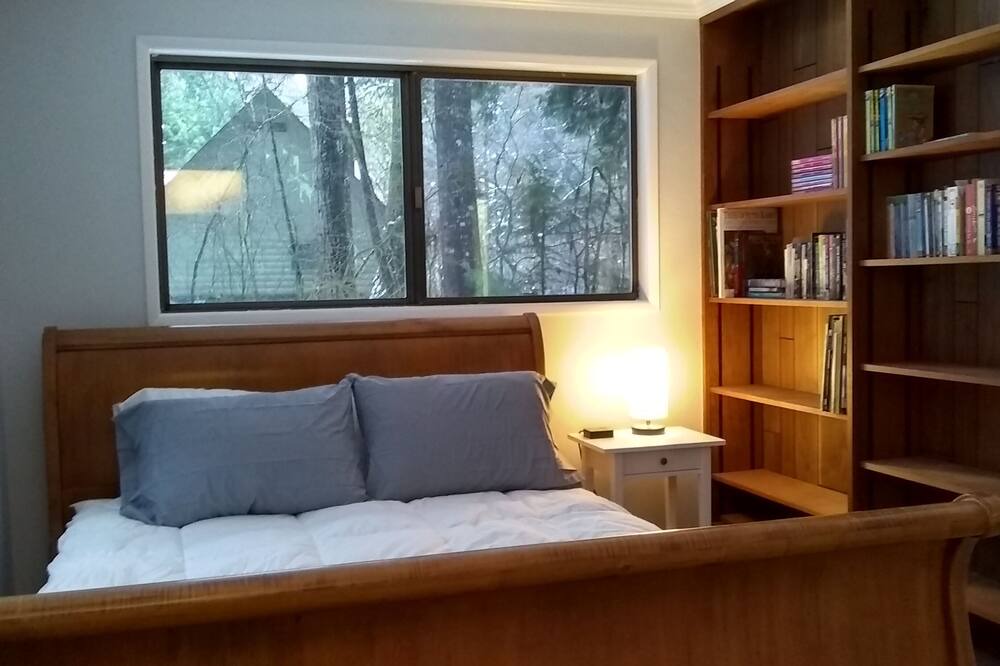 Photo of Others in McKenzie Bridge