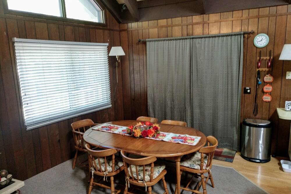 Photo of Bedroom in Pinetop