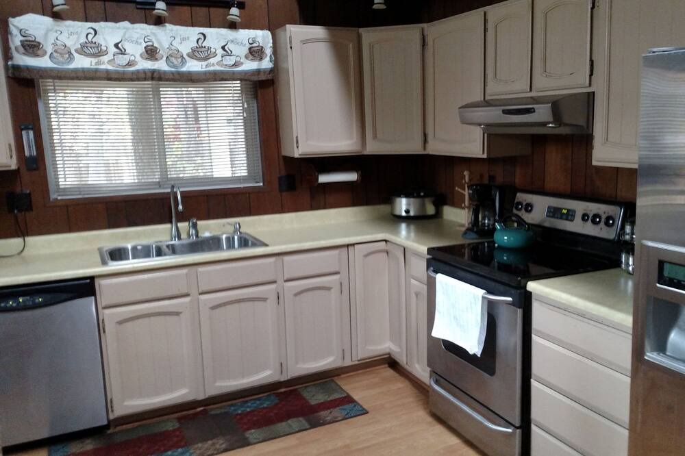 Photo of Kitchen in Pinetop