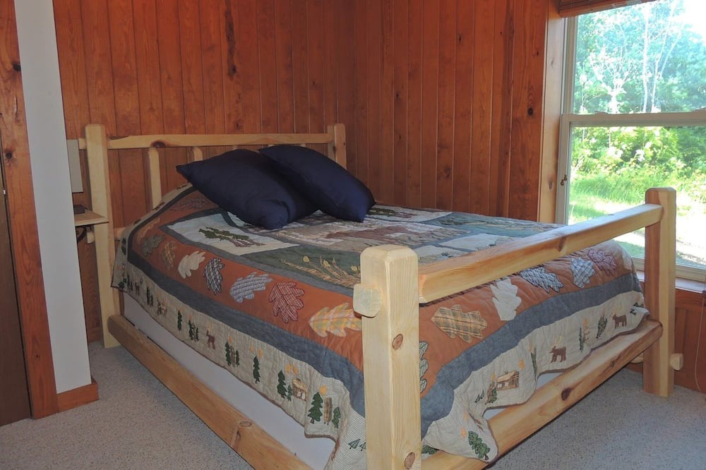 Photo of Bedroom in Grand Marais