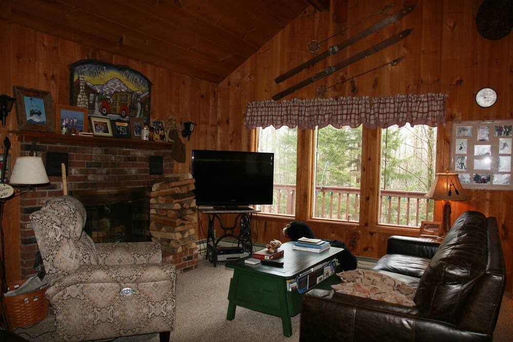 Photo of Livingroom in Ludlow