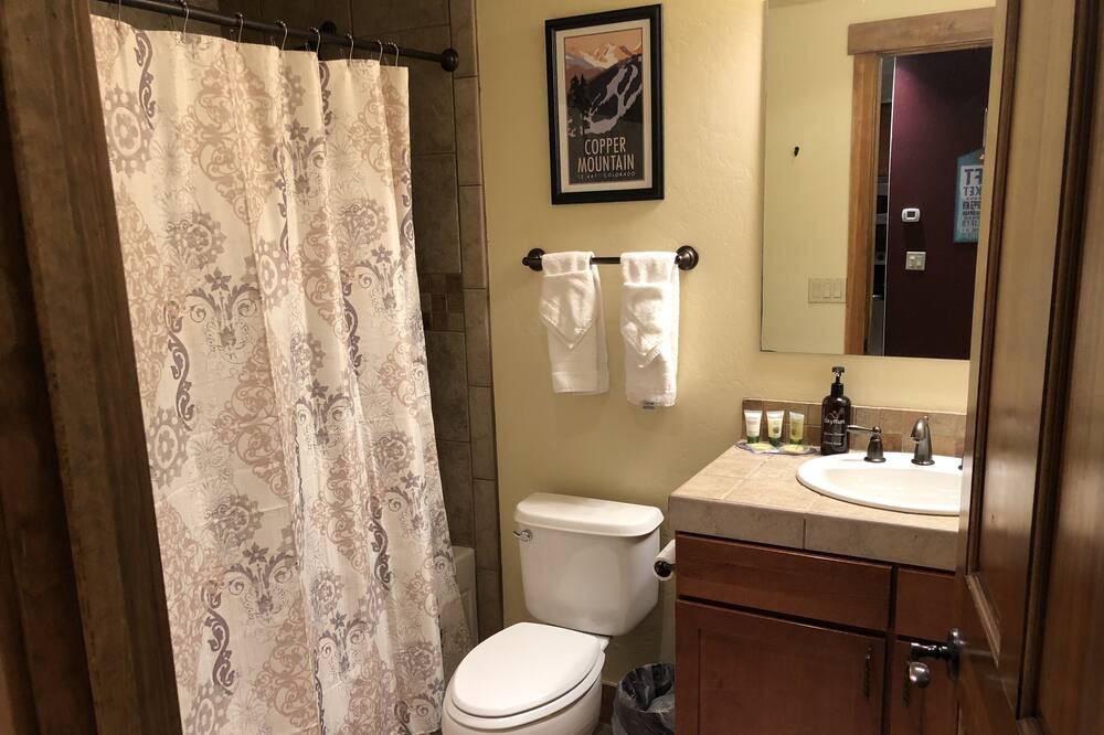 Photo of Bathroom in Copper Mountain Village