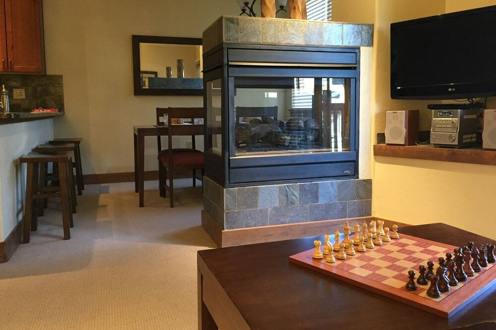Photo of Livingroom in Copper Mountain Village
