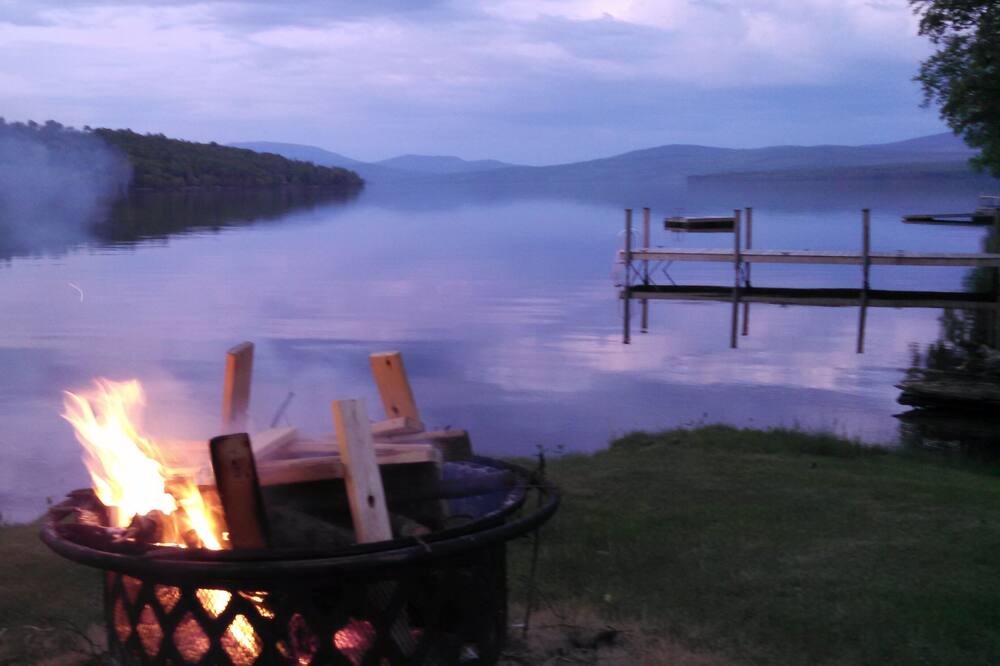 Photo of Others in Oquossoc