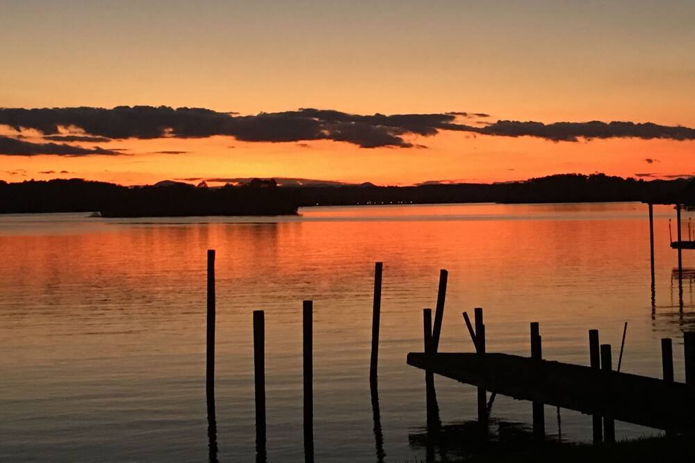 Photo of Outdoor in Huddleston