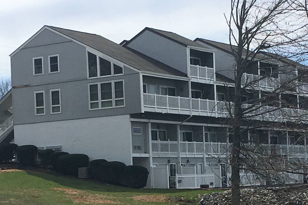 Photo of Outdoor in Huddleston